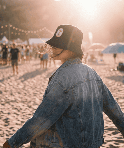 Beach Brim Lucky Cat