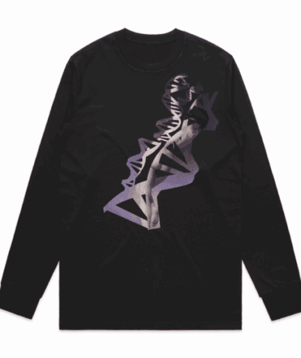 Breakthrough Regular Long-Sleeved T-Shirt in Black
