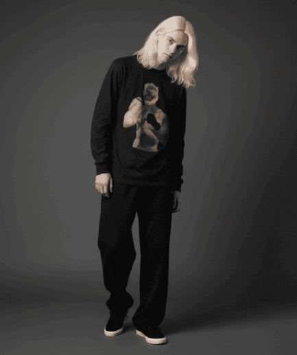 Fight Regular Long-Sleeved T-Shirt in Black