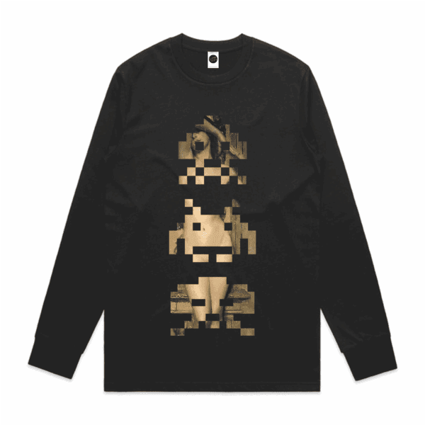 Uncovered Regular Long-Sleeved T-Shirt in Black Uncovered Regular Long-Sleeved T-Shirt in Black